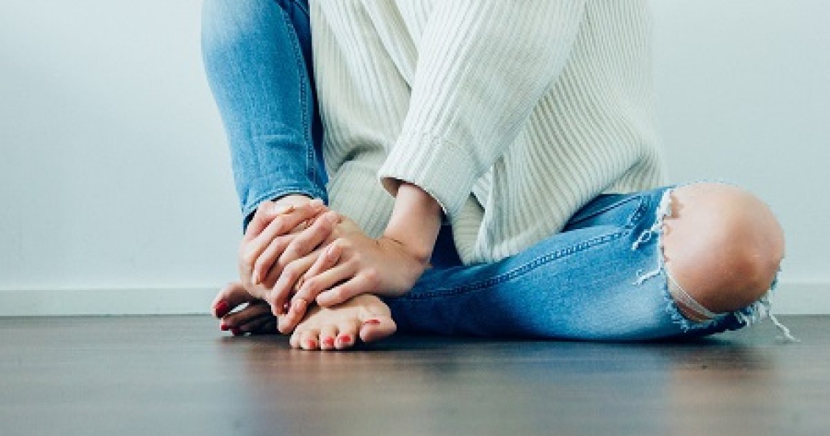 porcszövet fehérje helyreállítása kenőcs az ujj ízületére