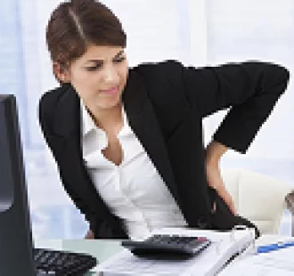 Irodában dolgozol, fáj a derekad? Aktív fájdalomcsillapítás a megoldás!