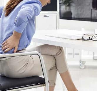 A stressz miatt állandósulhat a hátfájás – így segít a pszichológus 