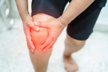 Lehet-e mozogni, sportolni térdfájdalom esetén?