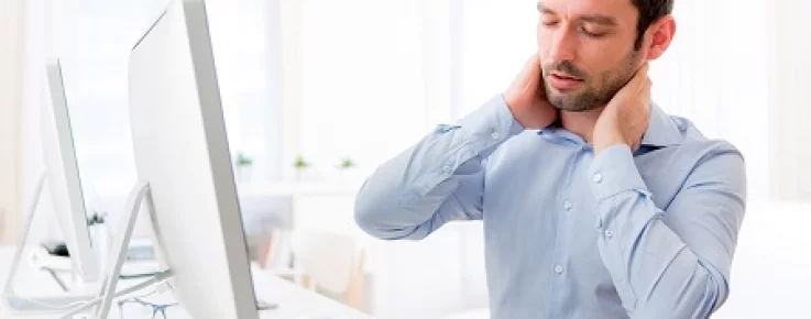 Mi okozhatja a nyakmerevséget?