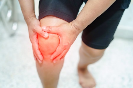 éles fájdalom a térd artrózisával